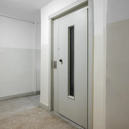 Wilenska Deluxe By Bookinghost *